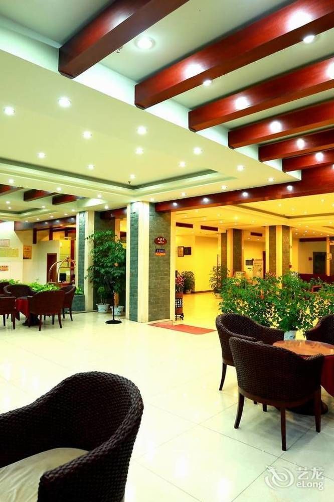 Sanya Jingwei Hotel - Санья Экстерьер фото