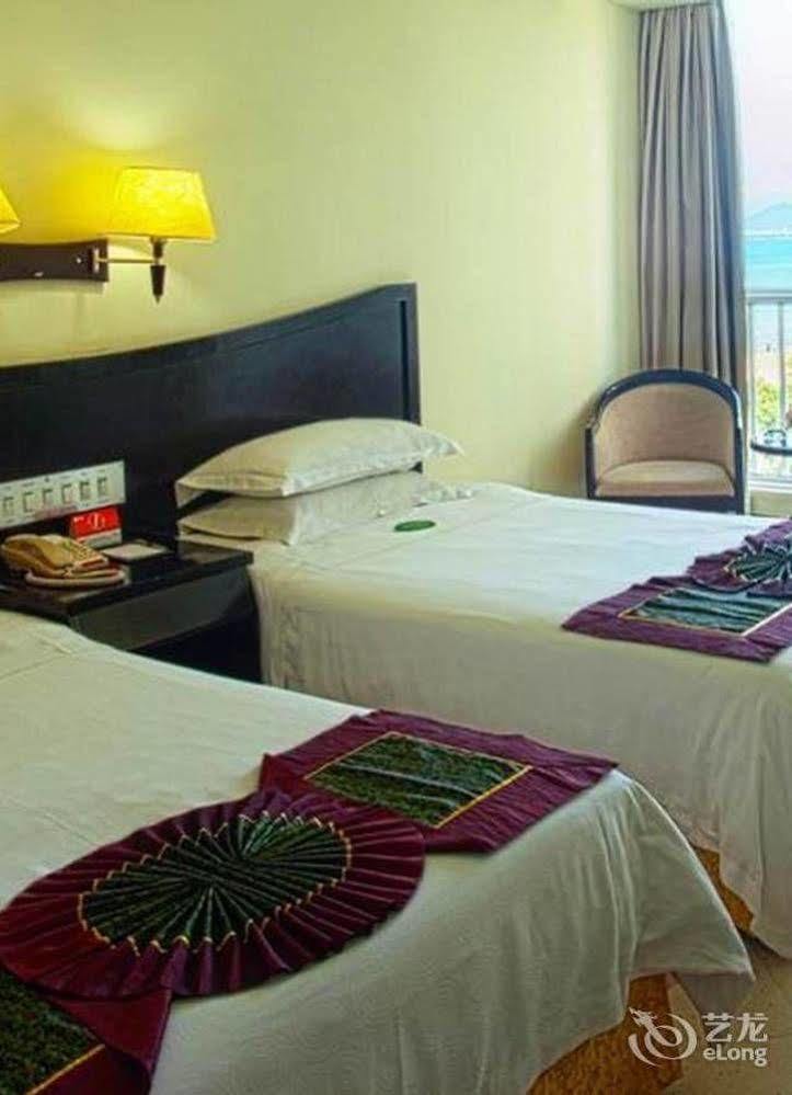 Sanya Jingwei Hotel - Санья Экстерьер фото